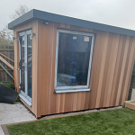 Garden room with cedar cladding